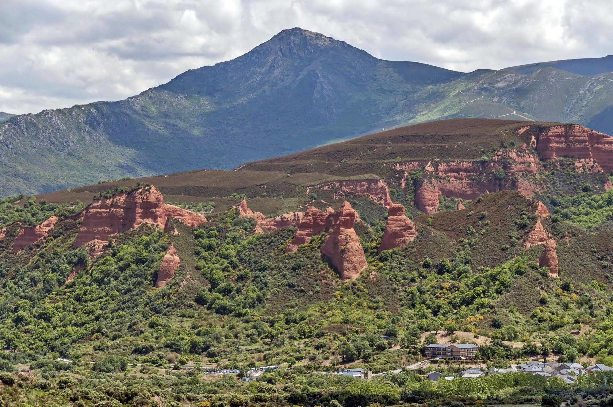 Hotel Medulio Las Médulas Екстериор снимка