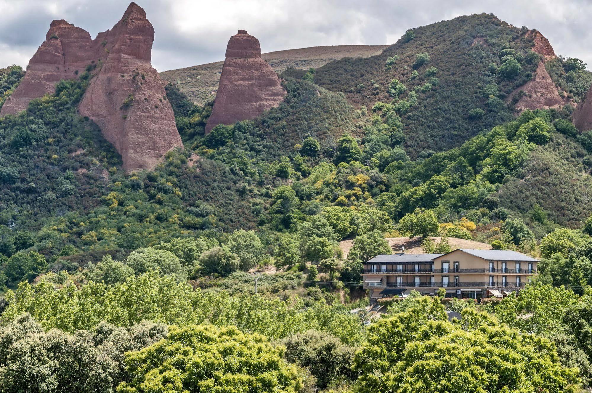 Hotel Medulio Las Médulas Екстериор снимка